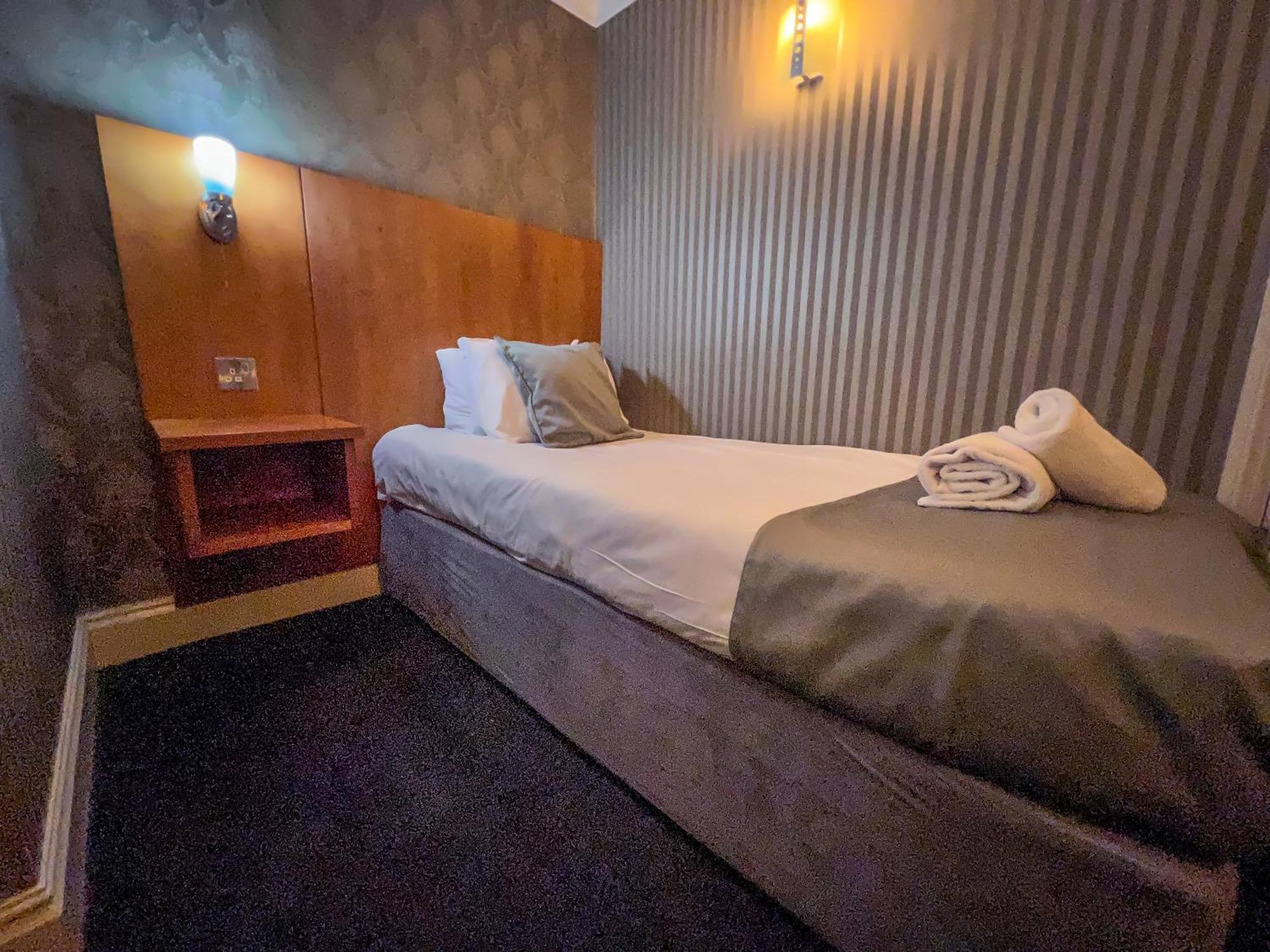 Hotel Quayside Hotel&bar 4*