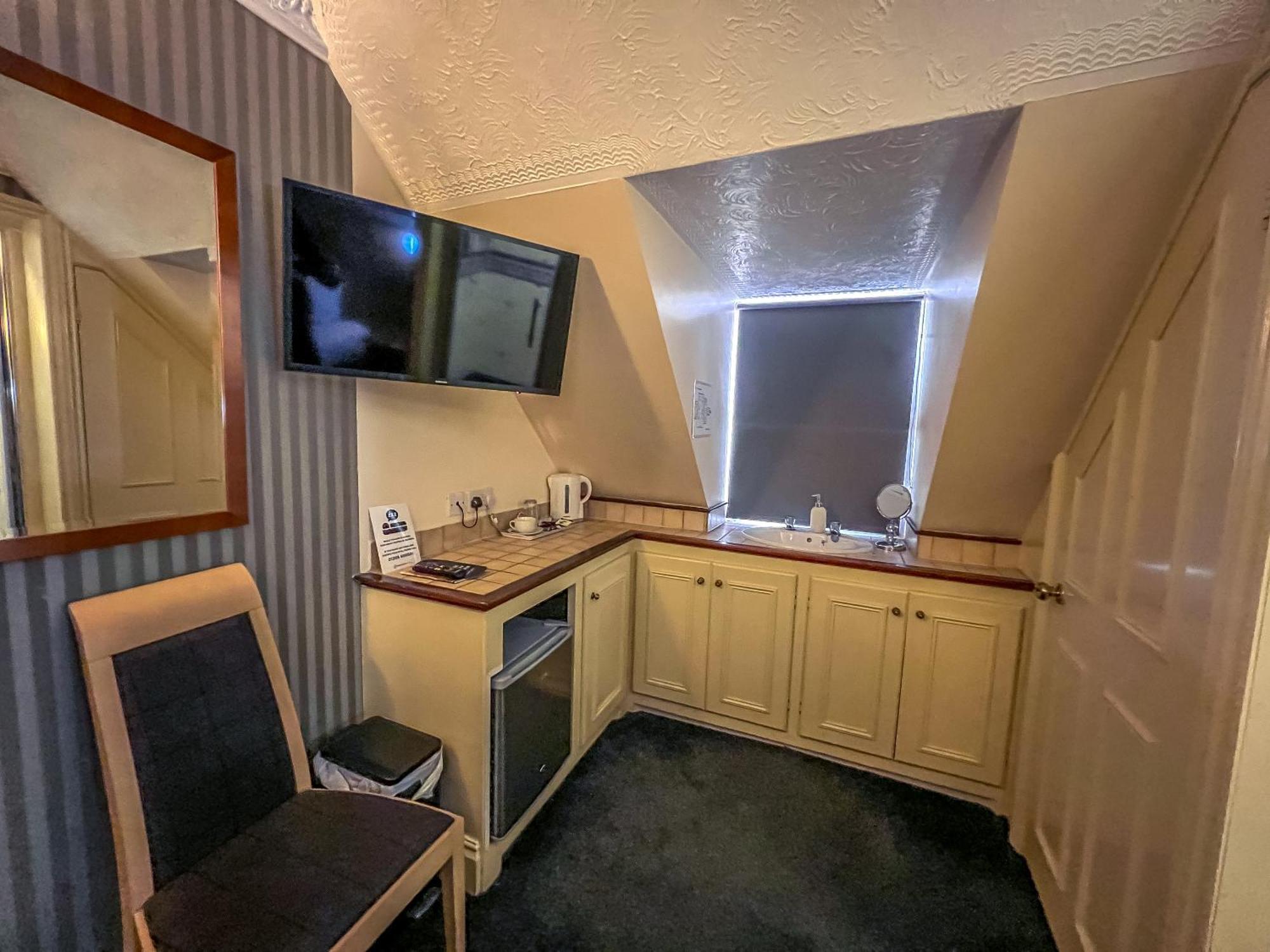 Quayside Hotel&bar 4*