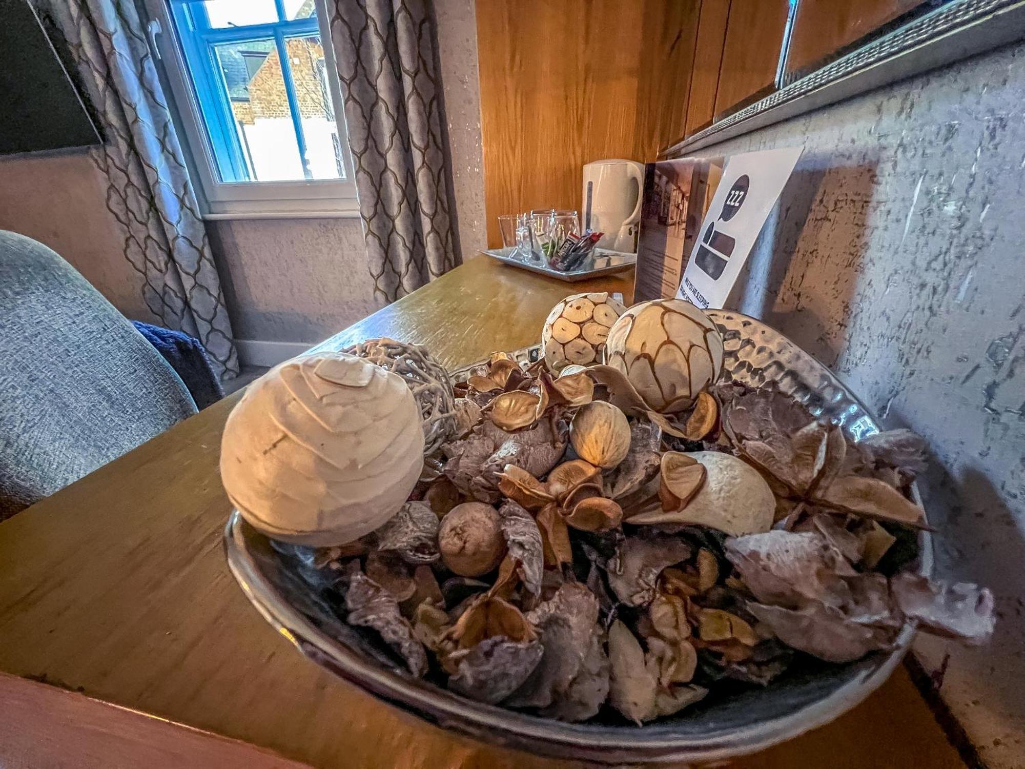 Hotel Quayside & Bar 4*