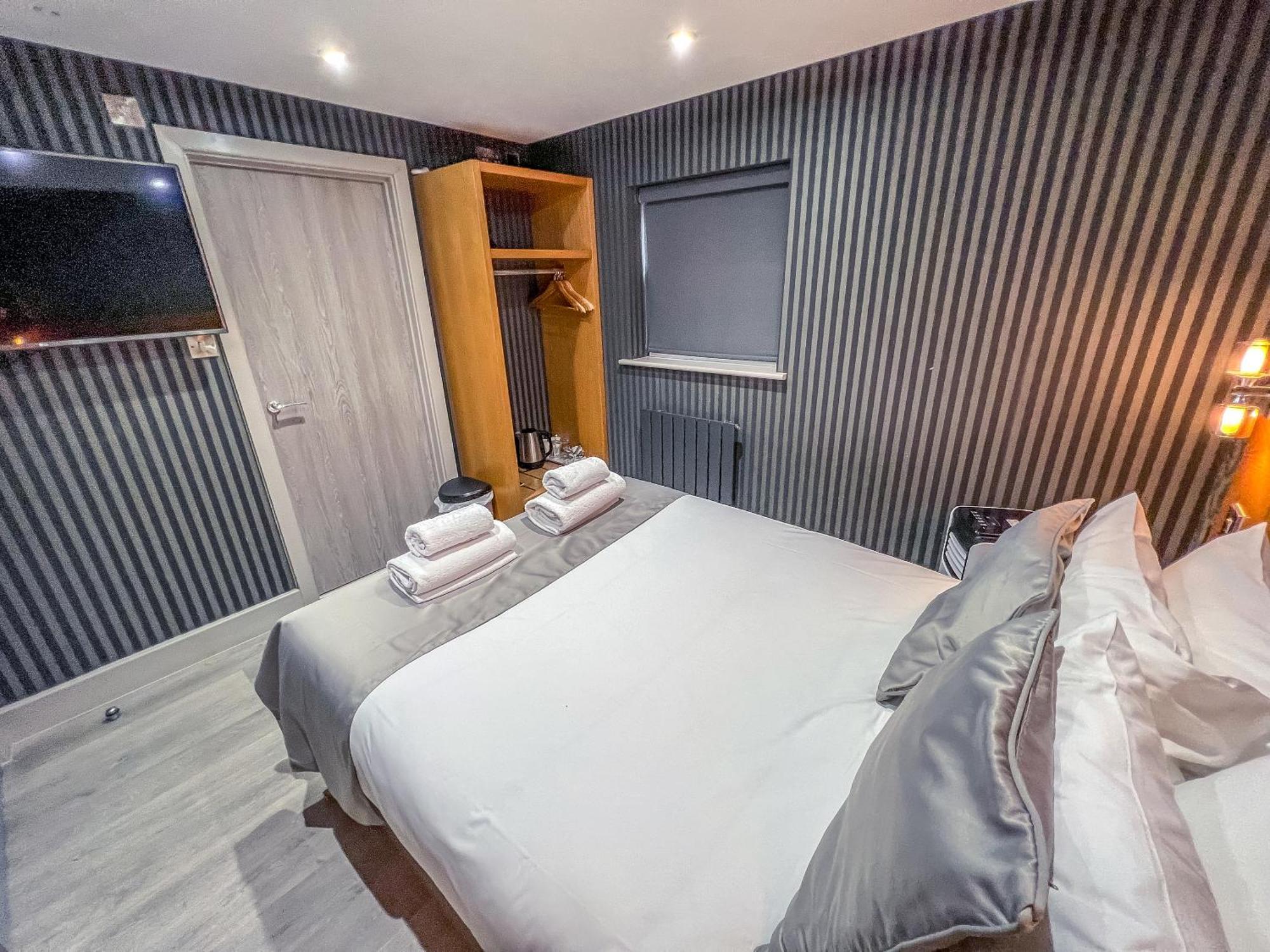 Quayside Hotel&bar Hotel