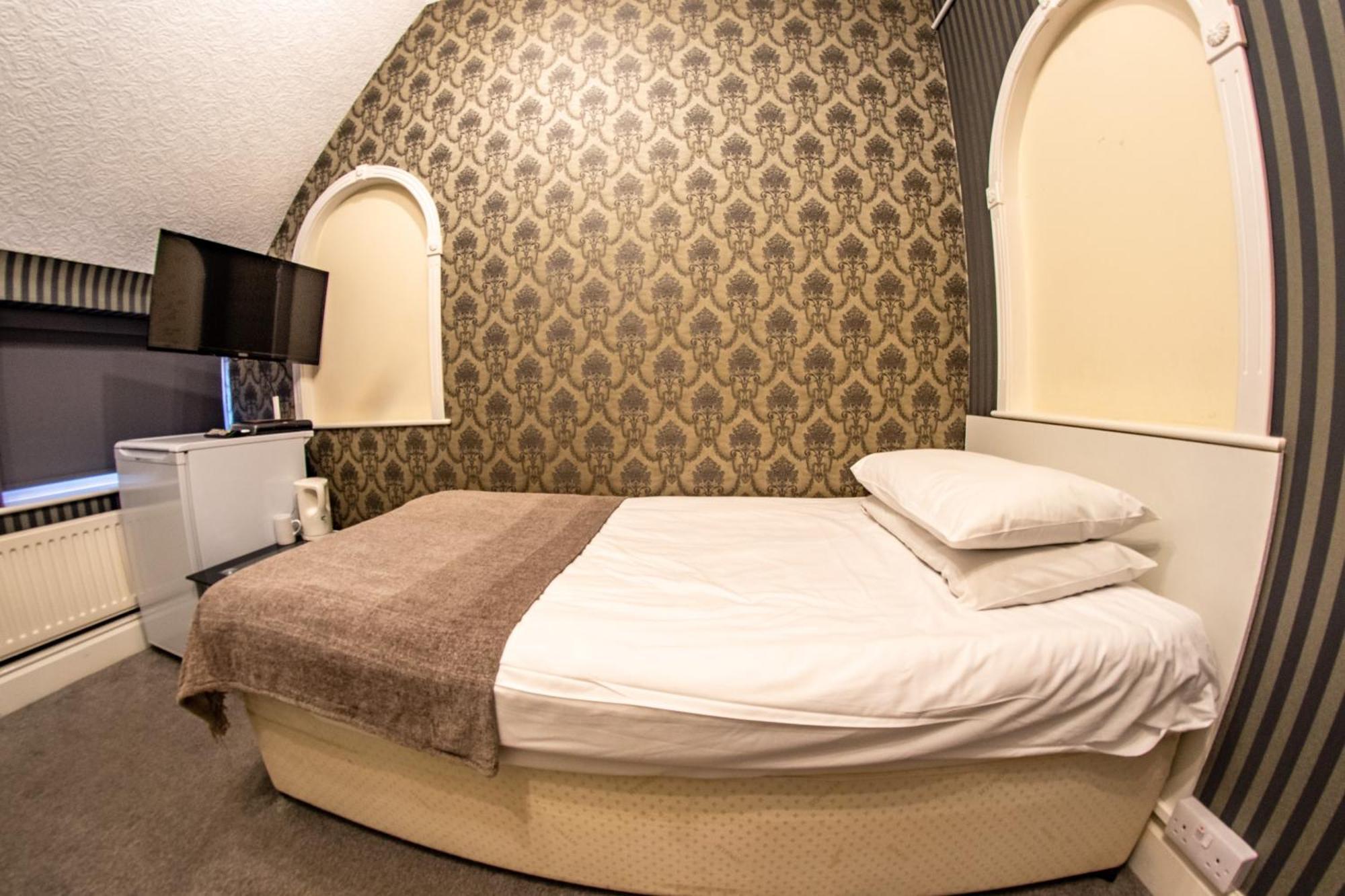 Quayside & Bar 4* Boston